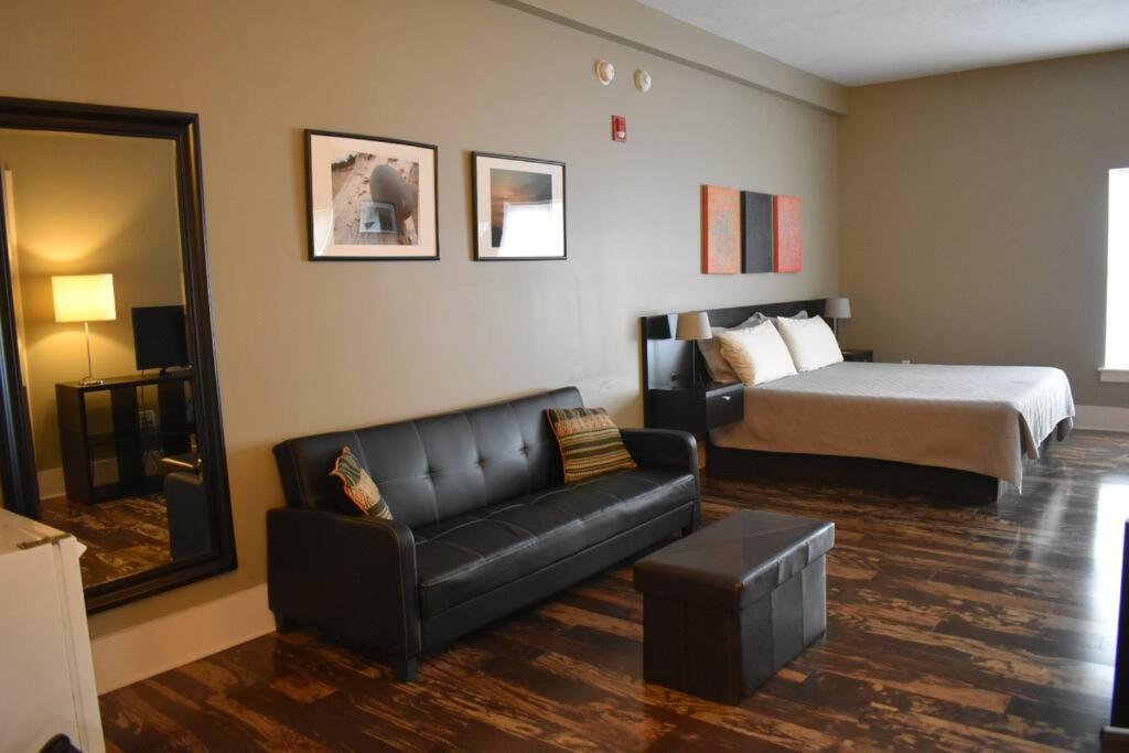 Northport Inn Boutique Hotel R203 ภายนอก รูปภาพ